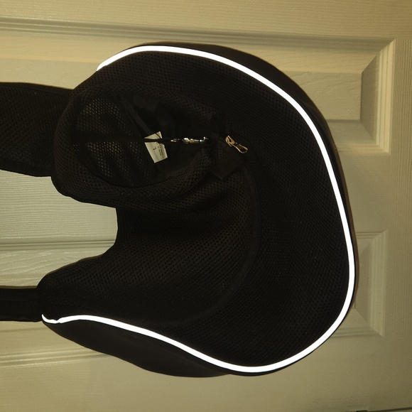 YUDODO Pet Dog Sling Carrier Breathable Mesh Travel Safe Sling Bag Carrier - Picture 3 of 9